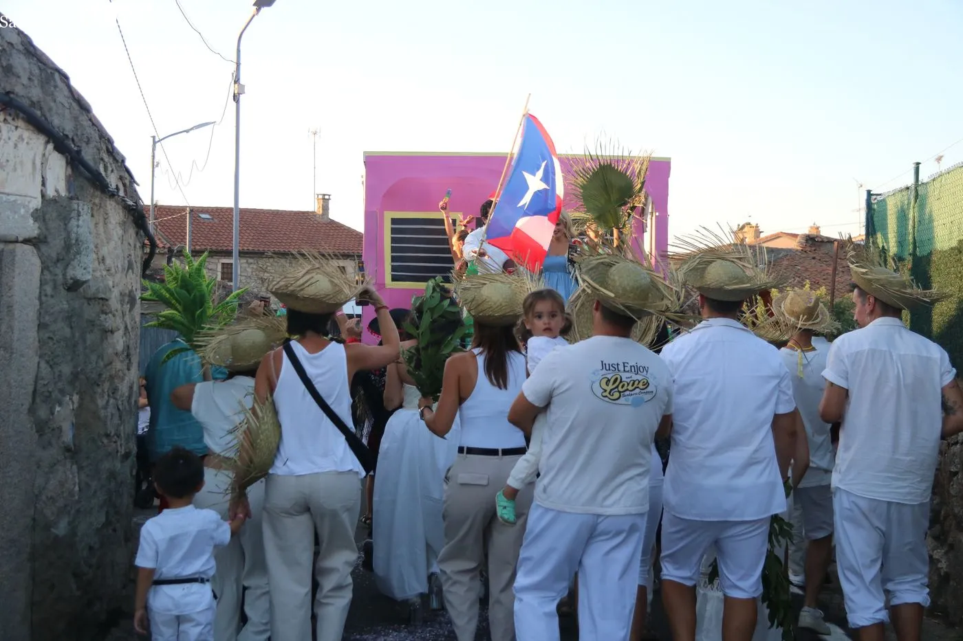 Desfile de carrozas y disfraces de Cipérez / ARIAS