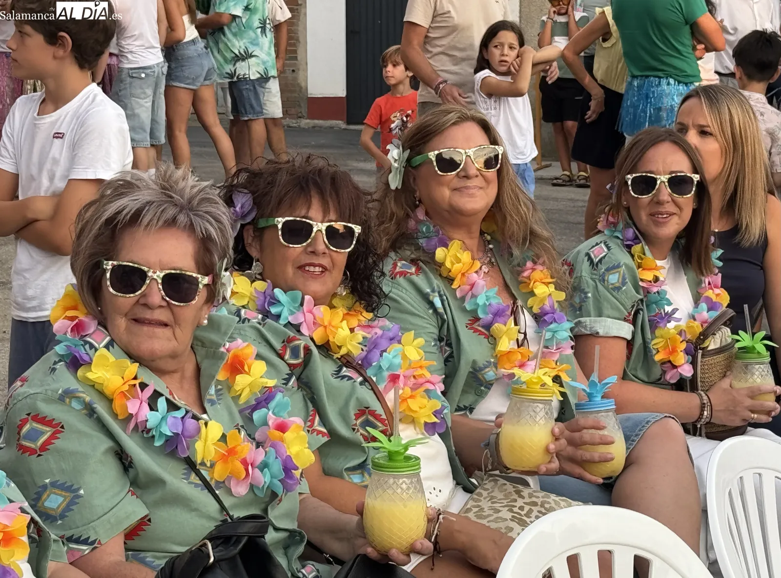 Foto 11 - Aldeaseca de la Frontera se viste de hawaiana para dar un colorido comienzo a sus fiestas de la Asunci&oacute;n