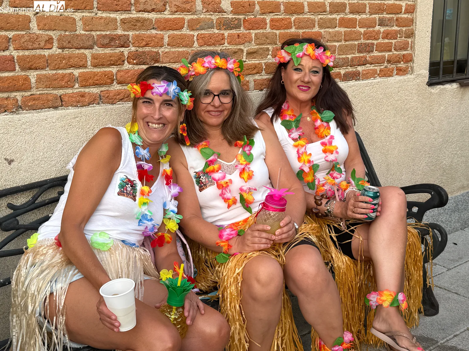 Foto 9 - Aldeaseca de la Frontera se viste de hawaiana para dar un colorido comienzo a sus fiestas de la Asunci&oacute;n