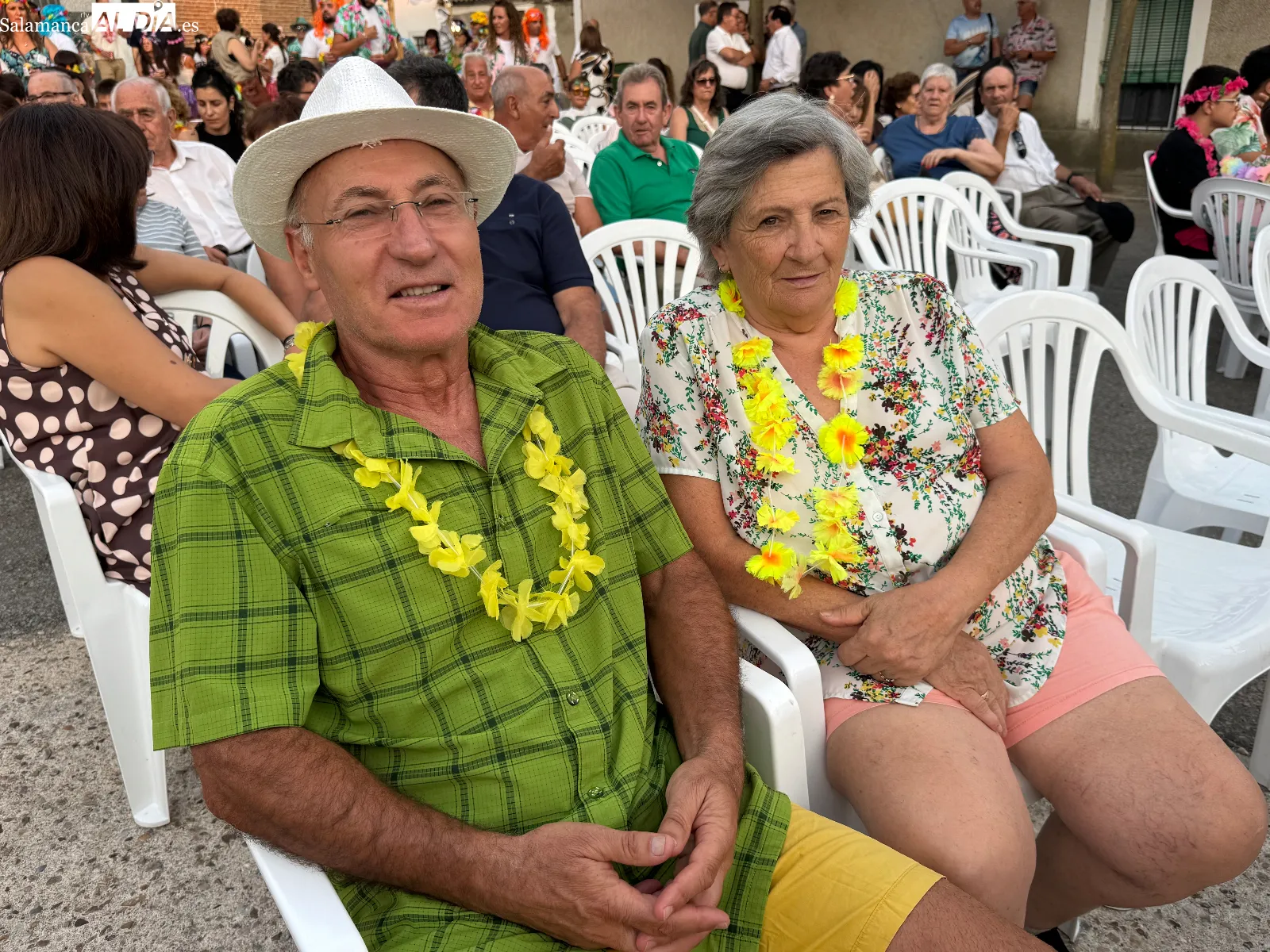 Foto 3 - Aldeaseca de la Frontera se viste de hawaiana para dar un colorido comienzo a sus fiestas de la Asunci&oacute;n