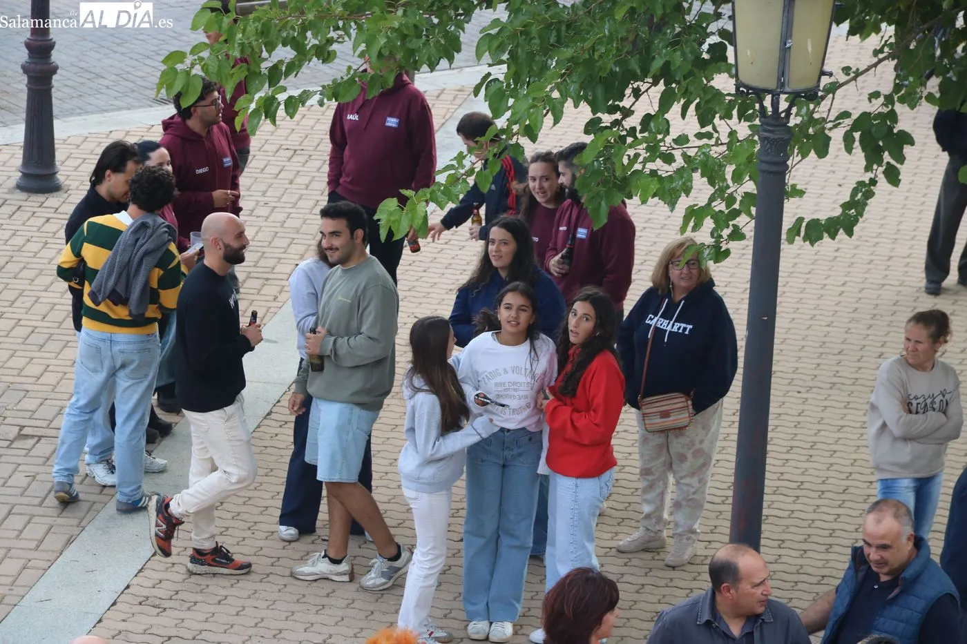 Chupinazo de fiestas en Encinasola de los Comendadores / ARIAS