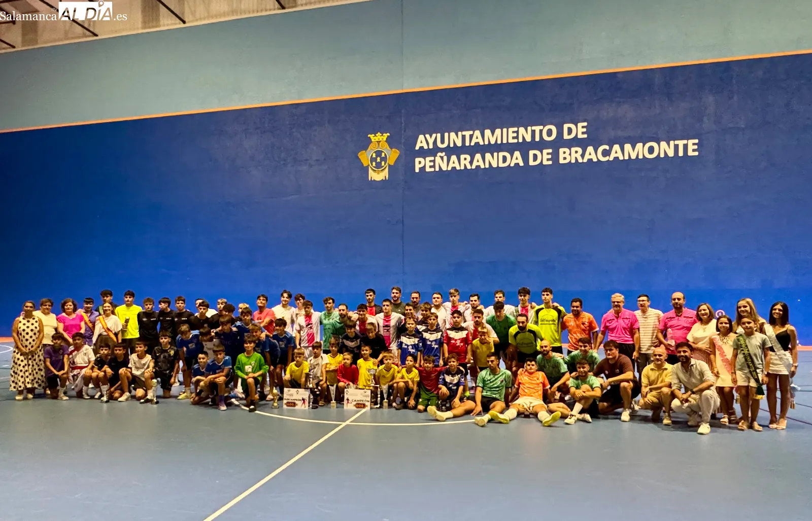 Foto 2 - El equipo Templete Caf&eacute;-Bar se proclama campe&oacute;n del Torneo 32 Horas de F&uacute;tbol Sala de Pe&ntilde;aranda
