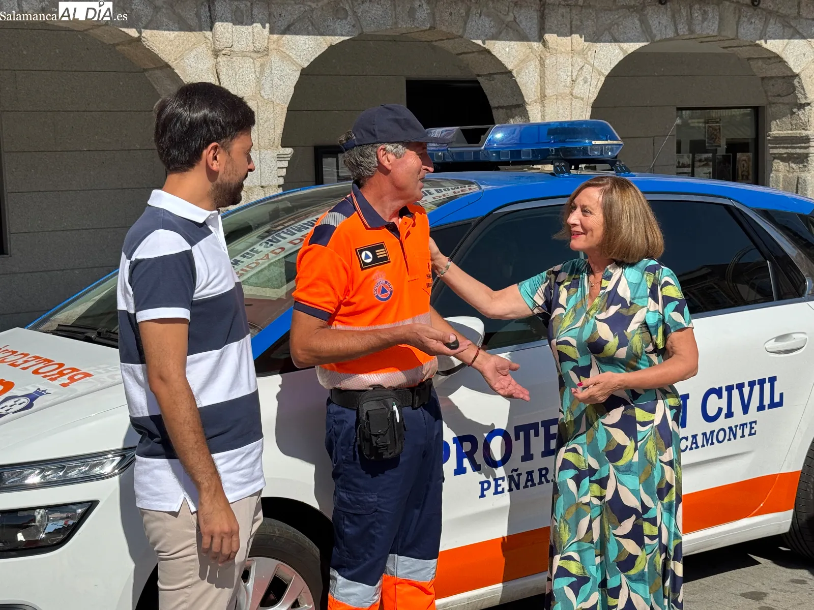Foto 6 - El Ayuntamiento dota de un coche reacondicionado a Protecci&oacute;n Civil, con las Ferias y Fiestas como puesta en marcha