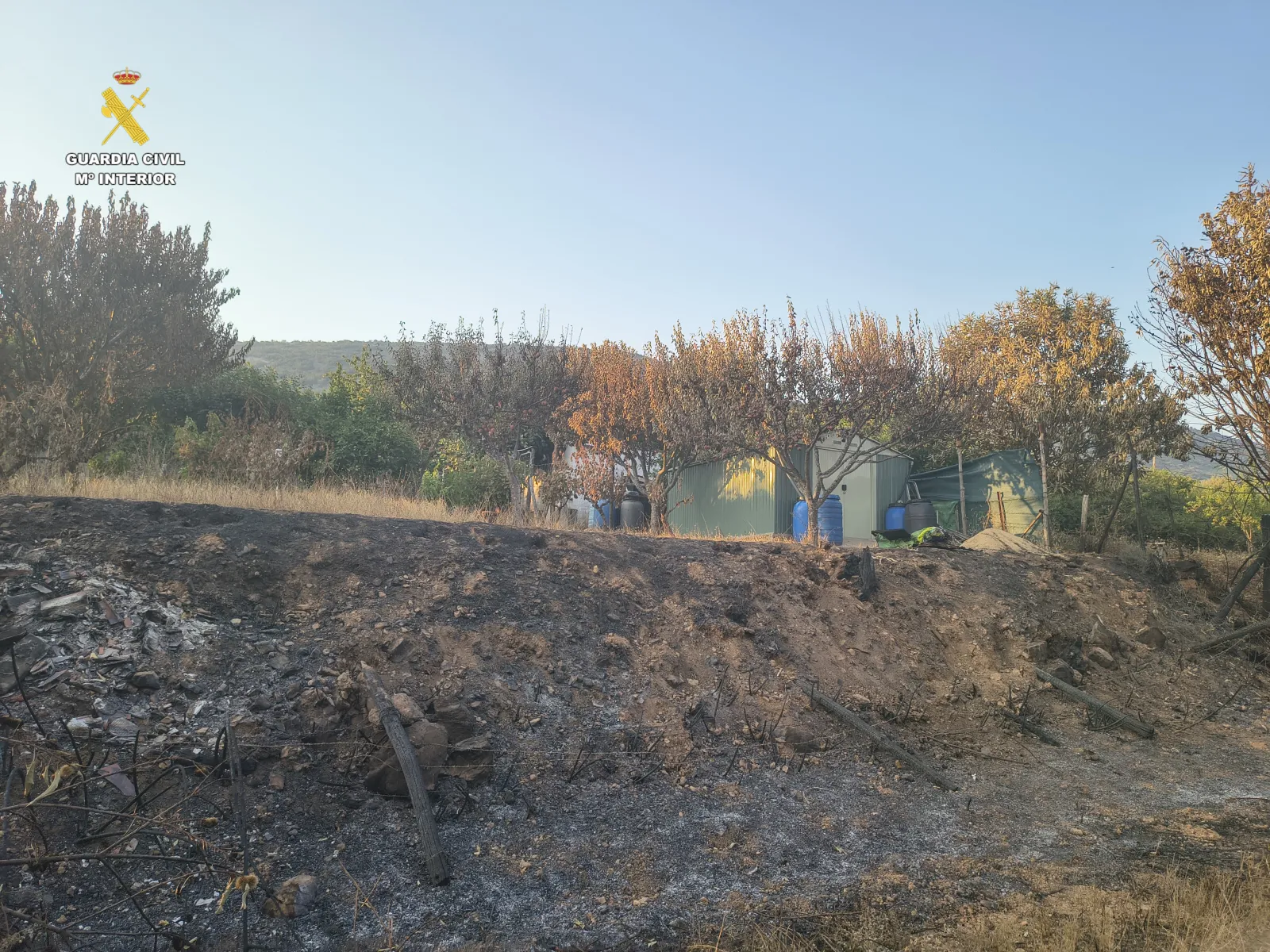 Foto 5 - Dos investigados por usar una radial prohibida en alerta por incendios en Monsagro