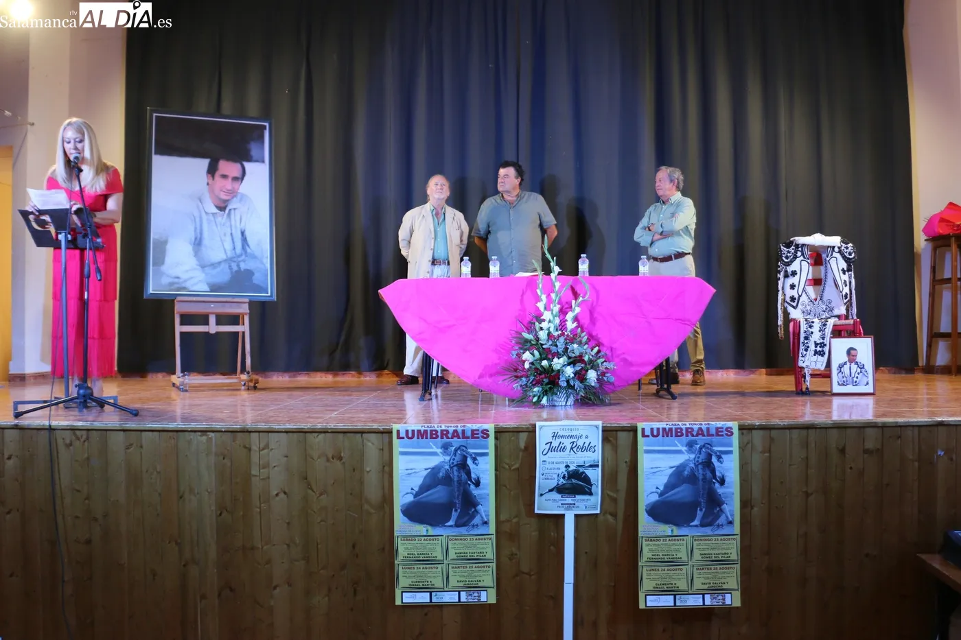 Coloquio taurino en homenaje a Julio Robles en Lumbrales / CORRAL