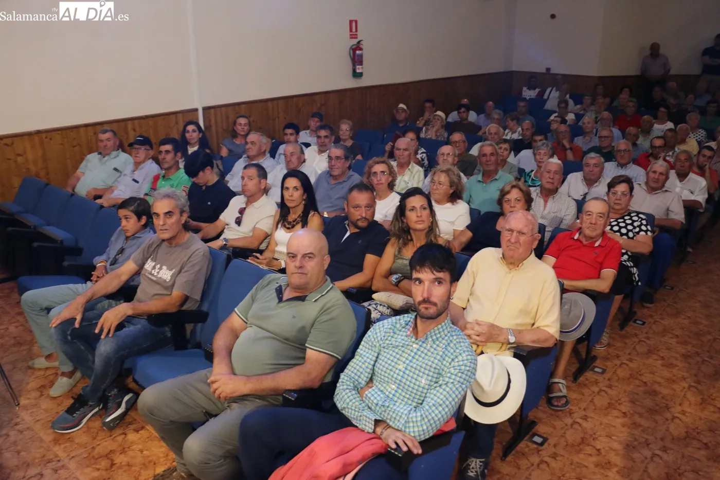 Coloquio taurino en homenaje a Julio Robles en Lumbrales / CORRAL