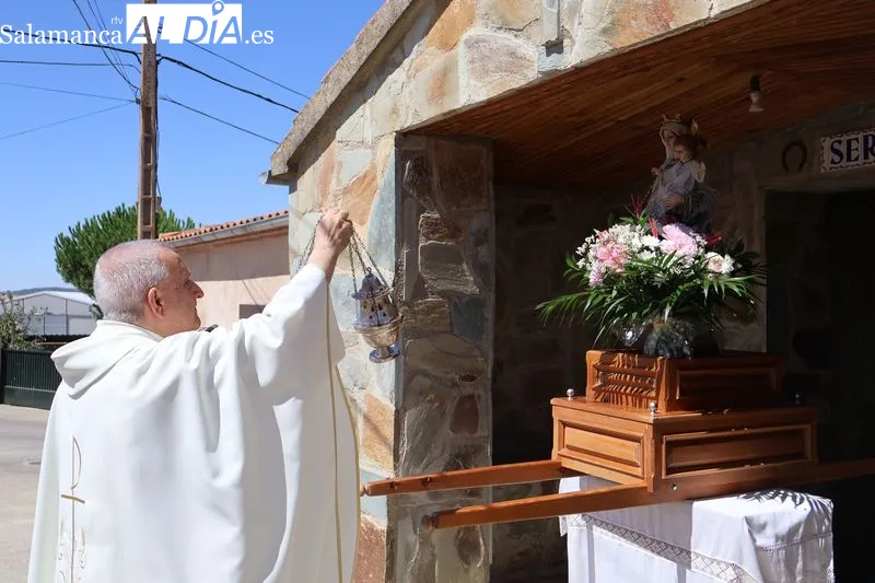 Foto 18 - Amatos de Alba honra a la Virgen de las Nieves con una multitudinaria procesi&oacute;n en el d&iacute;a grande de sus fiestas