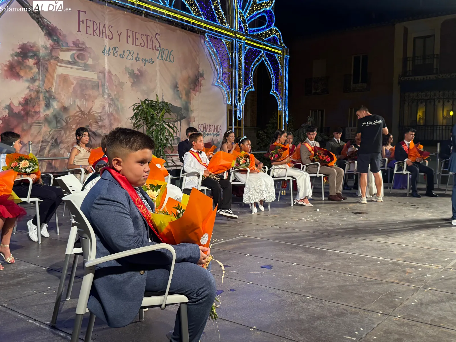 Foto 11 - Pe&ntilde;aranda enciende sus Ferias y Fiestas 2026 con una colorida y multitudinaria bienvenida