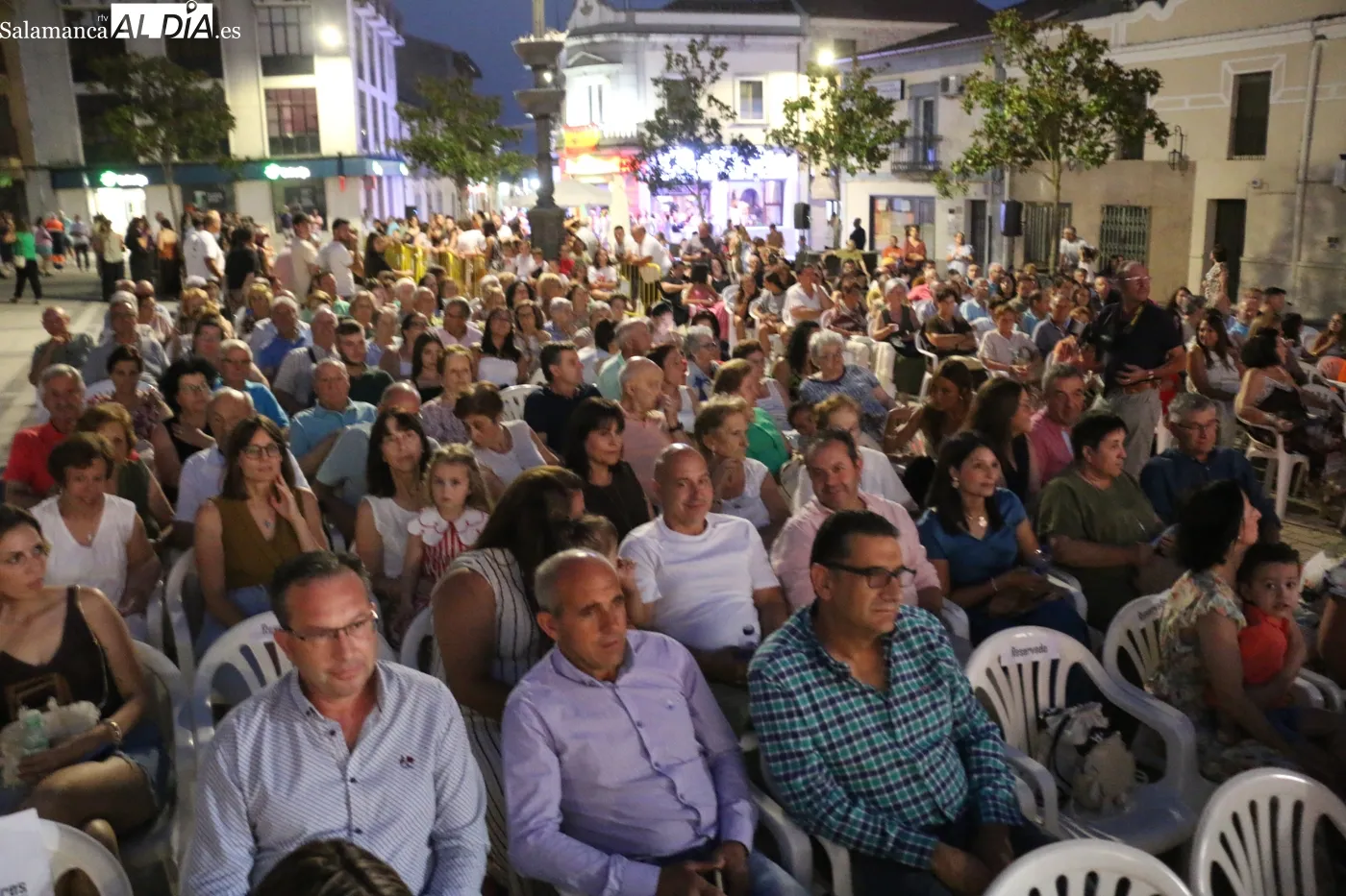 Presentación de la Corte de Honor y pregón de las Ferias y Fiestas de Vitigudino 2026 / CORRAL