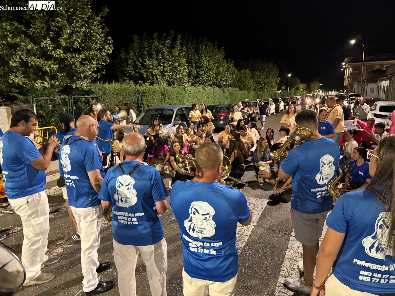 Foto 6 - Cabezudos, &lsquo;Dale Ka&ntilde;a 2.0&rsquo; y mucha copla llenan de ambiente las calles de Pe&ntilde;aranda en el mi&eacute;rcoles de Ferias