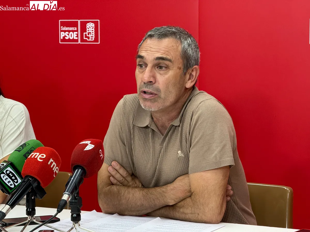 El PSOE propone que los pequeños municipios aporten solo el 10 % en los proyectos de abastecimiento de agua. Fotos de Miguel González