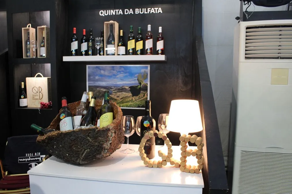 La 'Feira da Maçã, do Vinho e do Azeite' se celebra en Carrazeda de Ansiães (Portugal) desde hace casi tres décadas