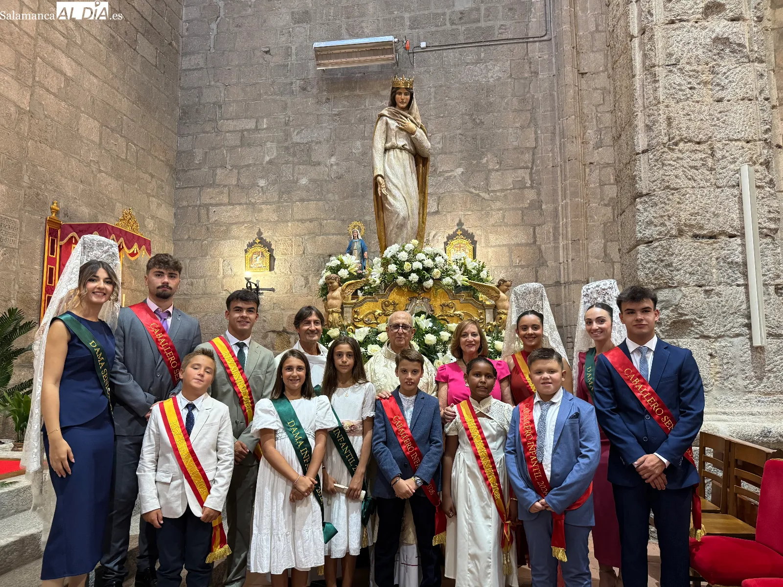 Foto 4 - Santa Mar&iacute;a Reina vuelve a recorrer las calles de Pe&ntilde;aranda en su d&iacute;a grande como patrona
