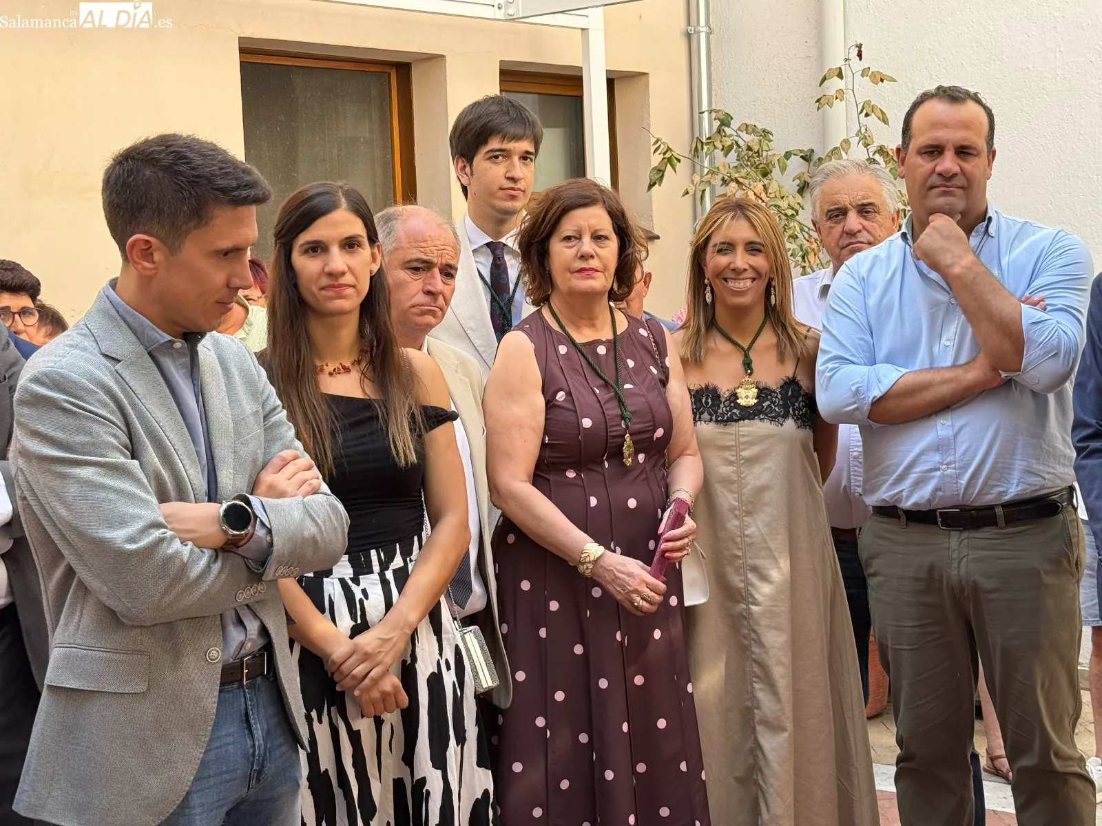 Foto 8 - Carmen &Aacute;vila apela a la uni&oacute;n de los alcaldes y reclama servicios de calidad, bomberos profesionales y m&aacute;s Guardia Civil para el medio rural en la recepci&oacute;n de las Ferias y Fiestas