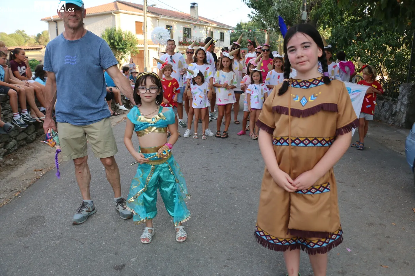 Desfile de disfraces en Monleras / CORRAL