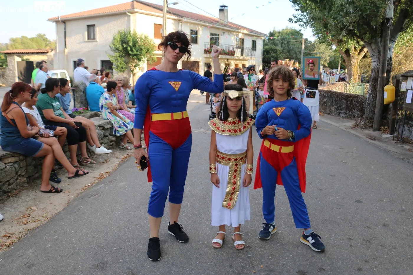 Desfile de disfraces en Monleras / CORRAL