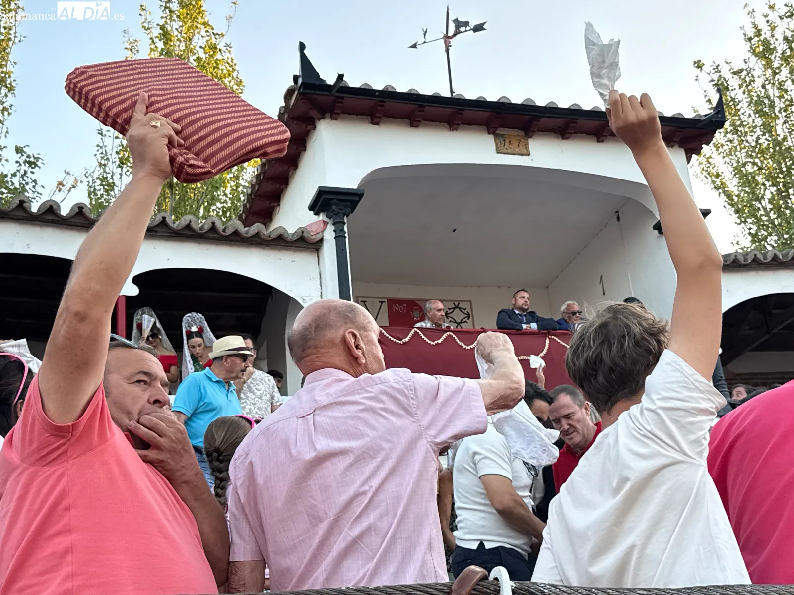 Foto 3 - El Fandi e Ismael Mart&iacute;n, a hombros en La Florida en la corrida mixta de Pe&ntilde;aranda