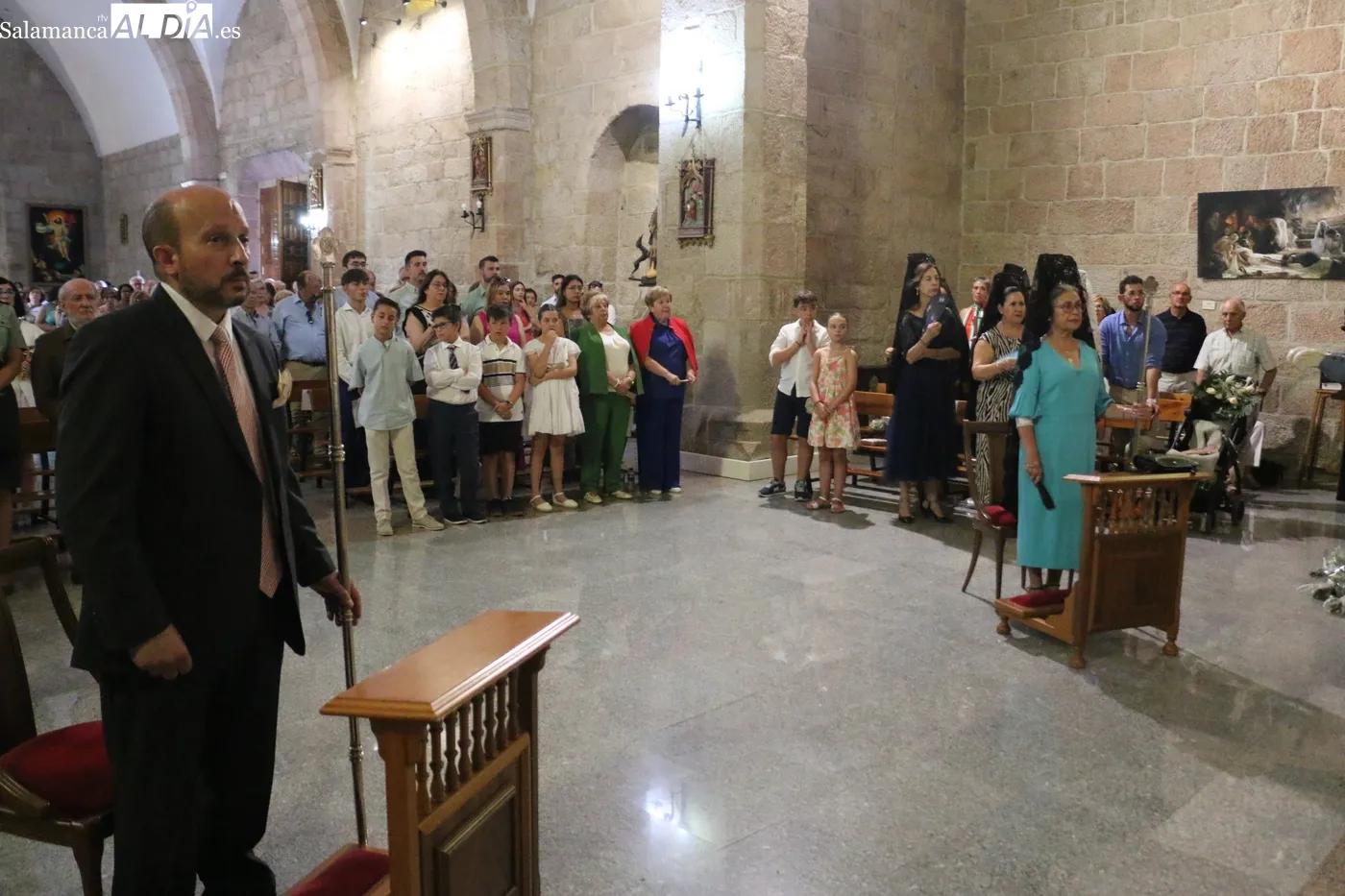 Procesión de la Virgen del Socorro en Vitigudino / CORRAL