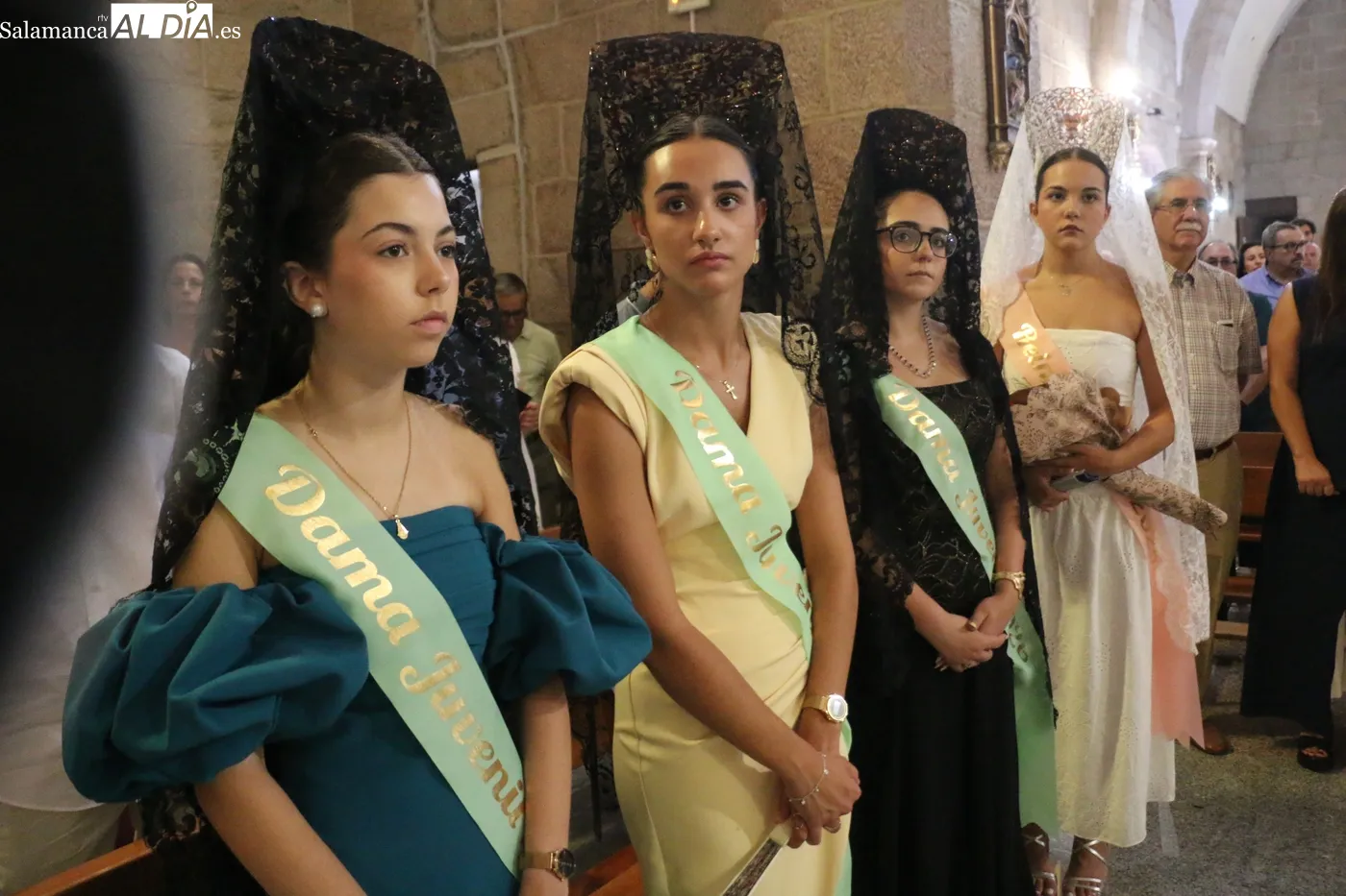 Procesión de la Virgen del Socorro en Vitigudino / CORRAL