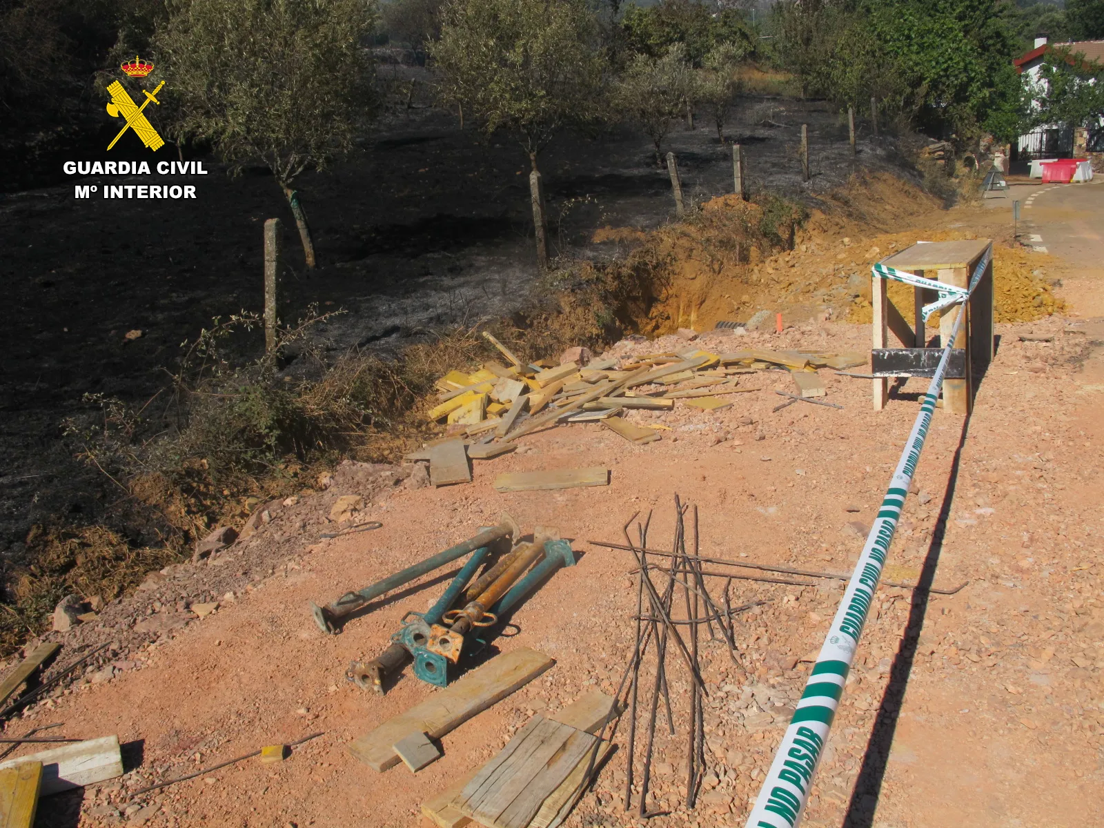 Foto 2 - Dos investigados por usar una radial prohibida en alerta por incendios en Monsagro