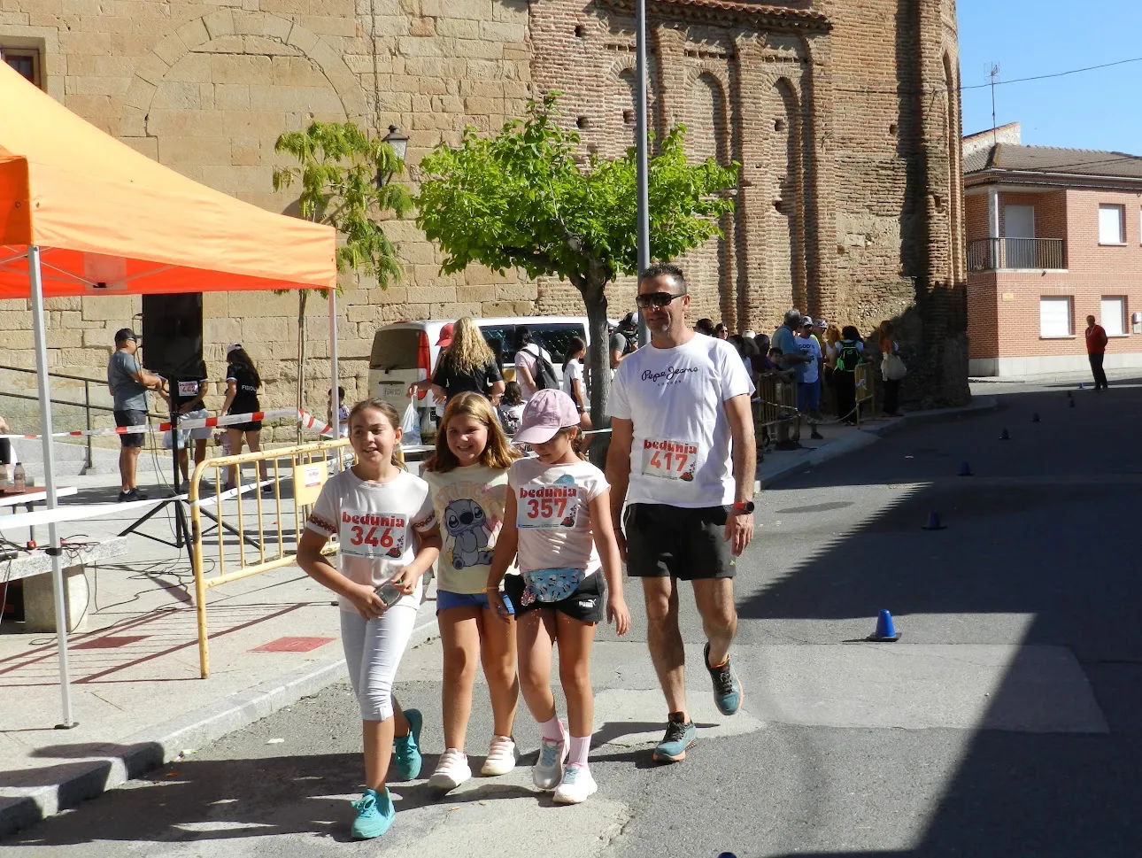 Foto 7 - Juan Bueno y Ver&oacute;nica Rodr&iacute;guez se llevan la XI Carrera Popular Solidaria Virgen de la Vega de Villoria