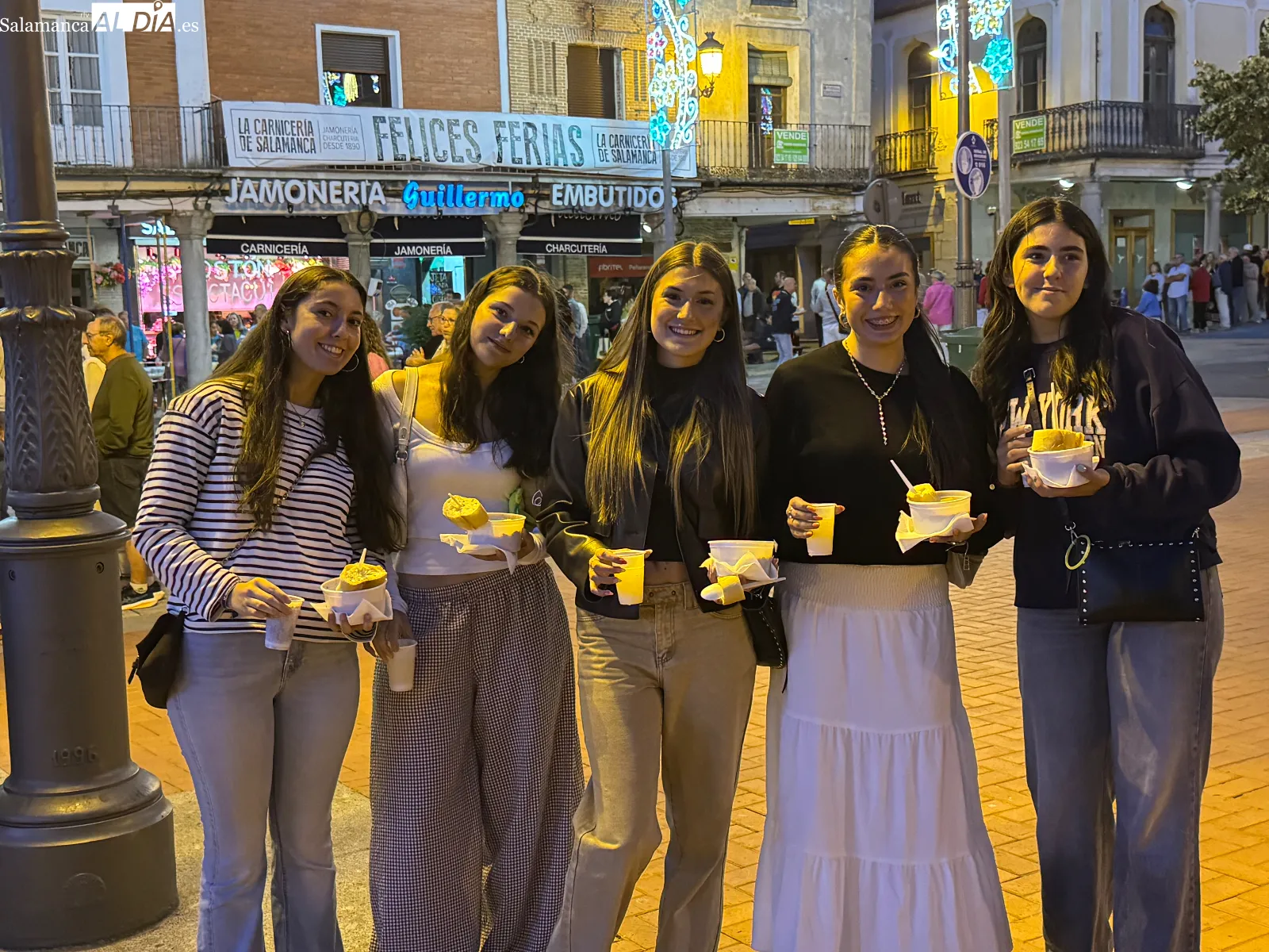 Foto 5 - Pe&ntilde;aranda baja el tel&oacute;n de sus fiestas con cerca de 4.000 raciones de guiso de novillo y un ambiente multitudinario