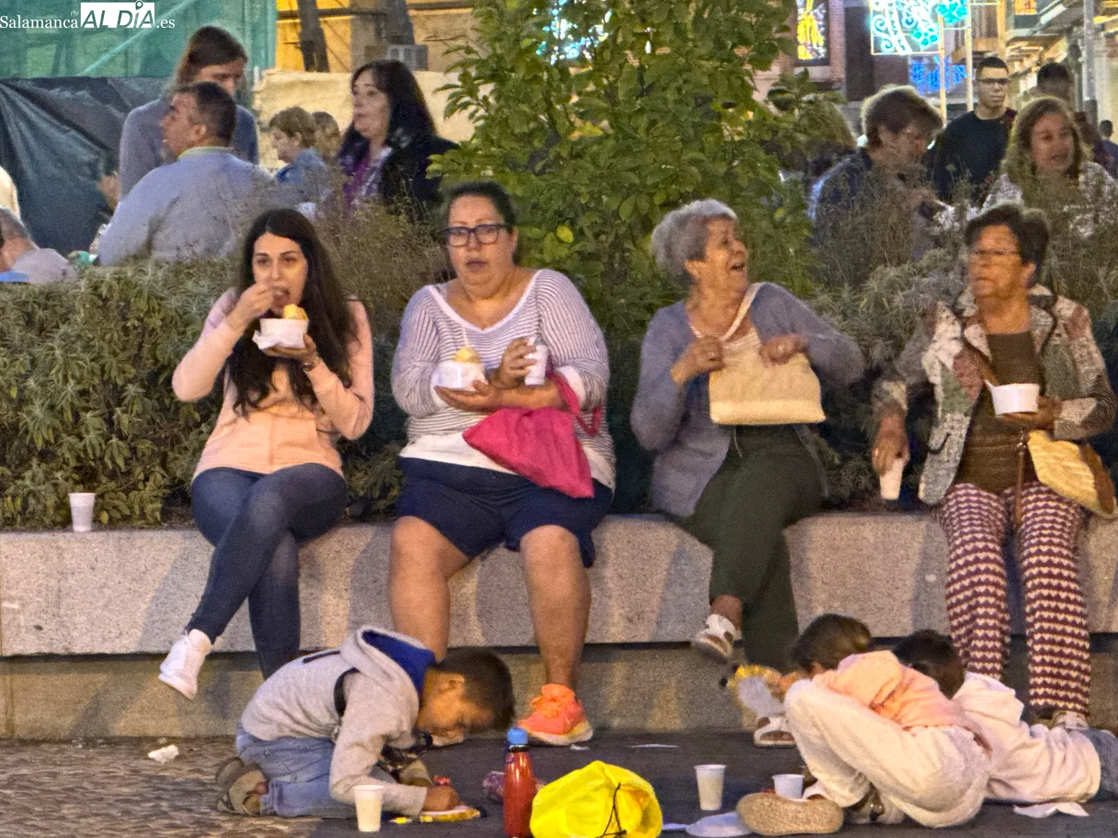 Foto 4 - Pe&ntilde;aranda baja el tel&oacute;n de sus fiestas con cerca de 4.000 raciones de guiso de novillo y un ambiente multitudinario