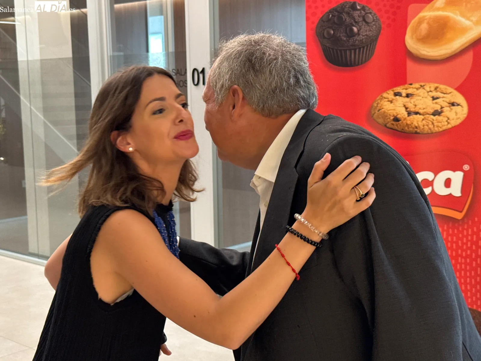 Foto 7 - El ministro Jordi Hereu, sorprendido en su visita a Pe&ntilde;aranda y destaca a Dulca como "magn&iacute;fico ejemplo" de modernizaci&oacute;n industrial