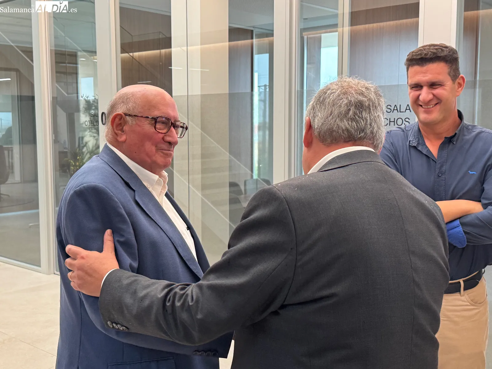Foto 5 - El ministro Jordi Hereu, sorprendido en su visita a Pe&ntilde;aranda y destaca a Dulca como "magn&iacute;fico ejemplo" de modernizaci&oacute;n industrial