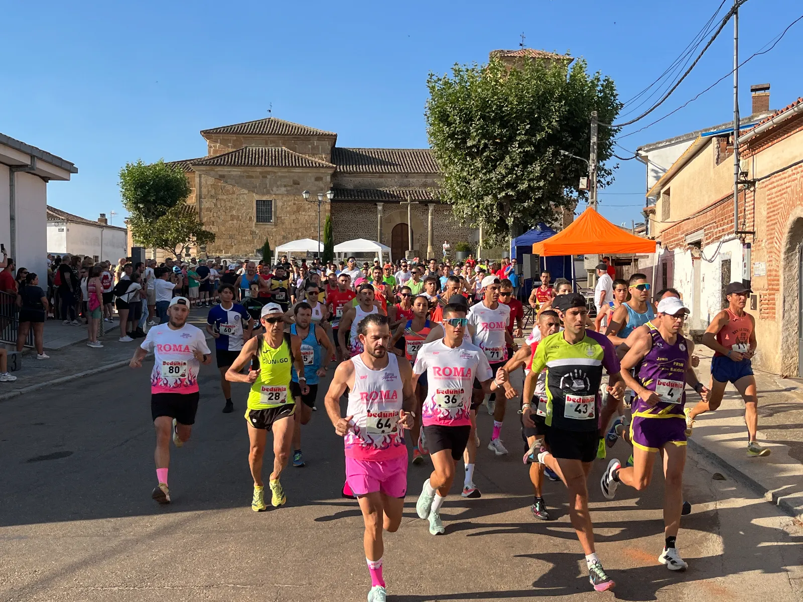 Tomás Sánchez y Esther Cruz ganan el VIII Cross La Rubialada de Parada de Rubiales