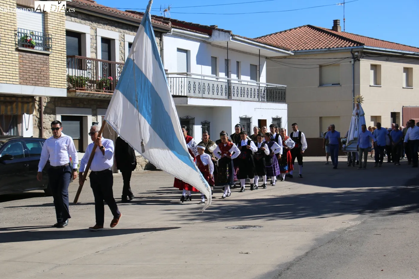 Fiesta de las Madrinas en Encinasola de los Comendadores / CORRAL