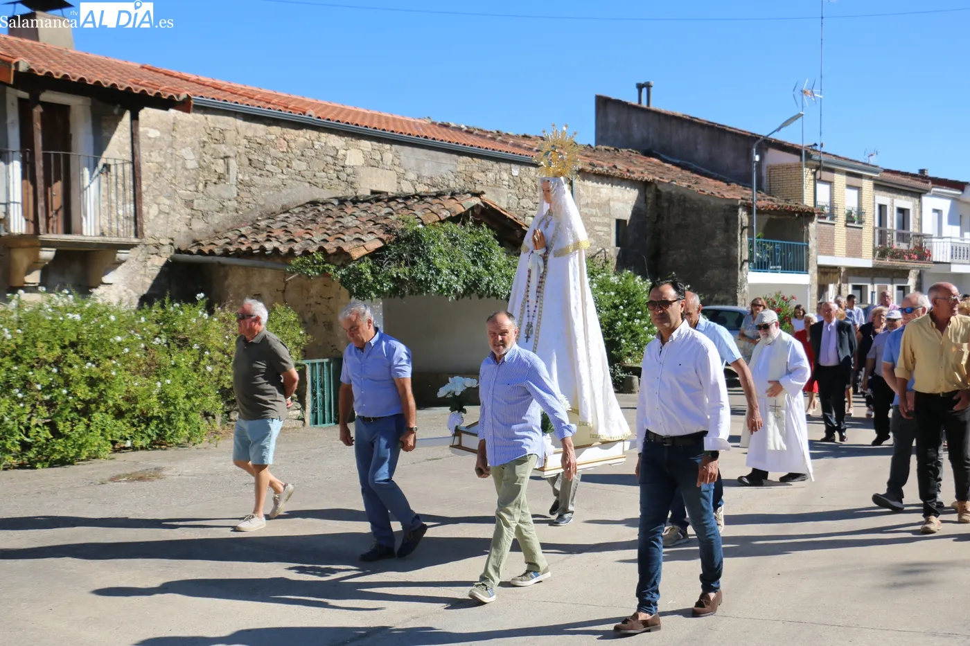 Fiesta de las Madrinas en Encinasola de los Comendadores / CORRAL