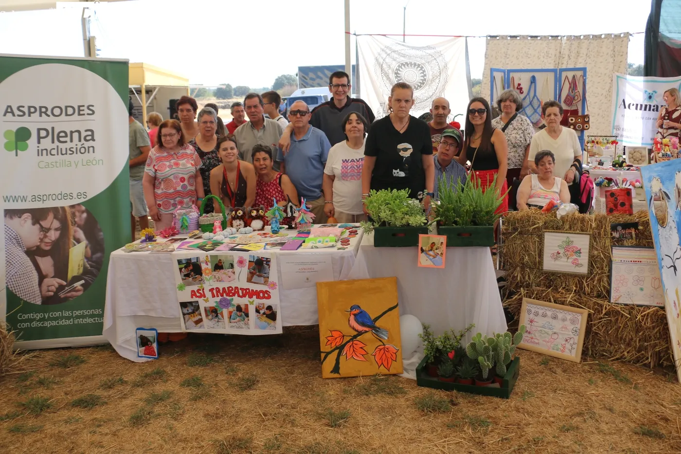 La feria de Peralejos de Abajo ha servido para reivindicar el medio rural / CORRAL