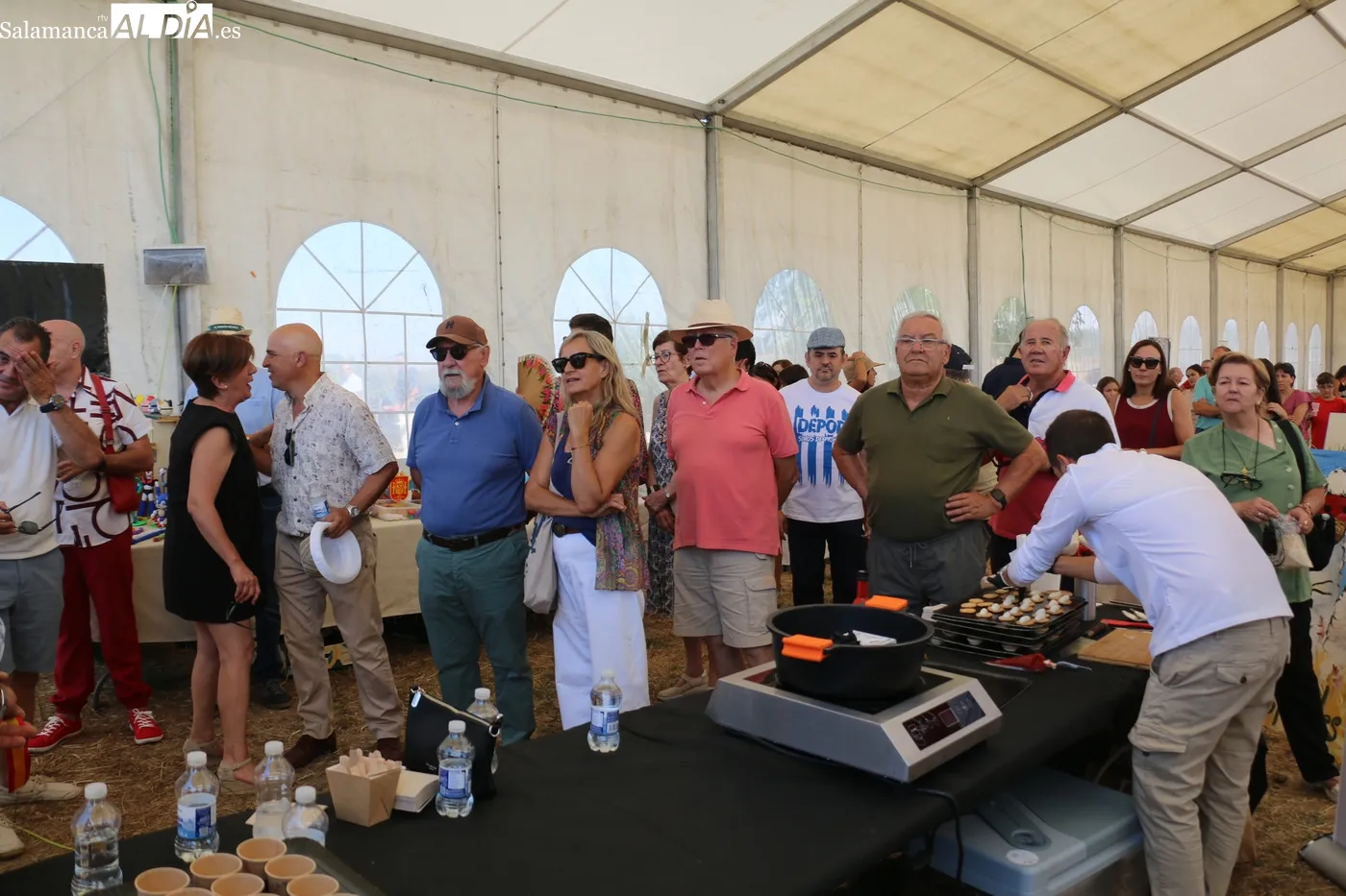 La feria de Peralejos de Abajo ha servido para reivindicar el medio rural / CORRAL