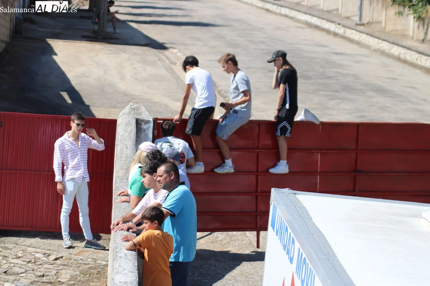 Primer encierro popular de las Fiestas de San Lorenzo en Saucelle / ARIAS