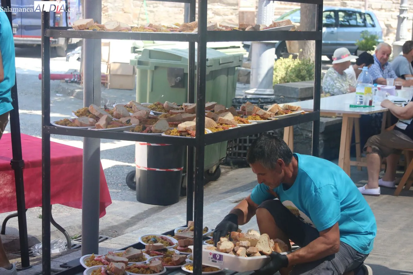 Paellada popular de las fiestas estivales de Monleras / ARIAS