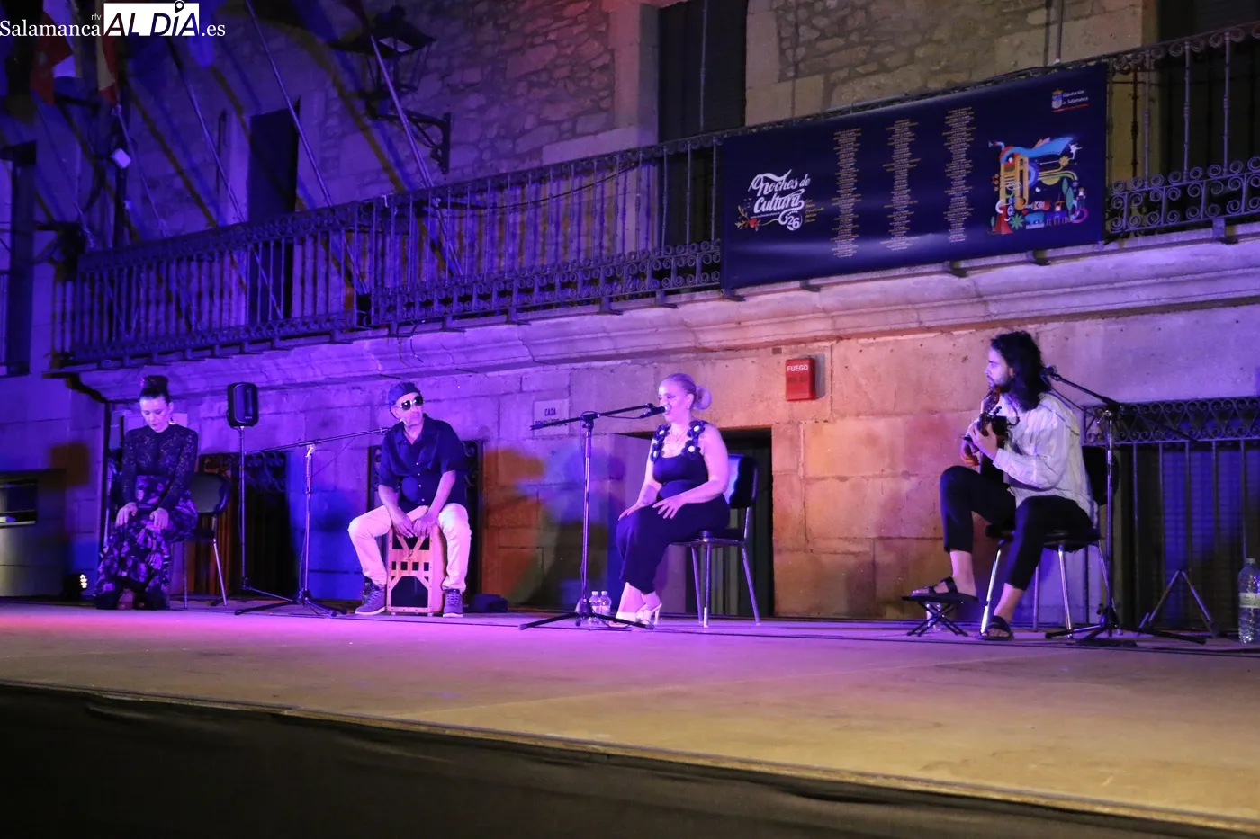 Actuación de La Flamenquería y su 'Flamenkeando' / CORRAL 