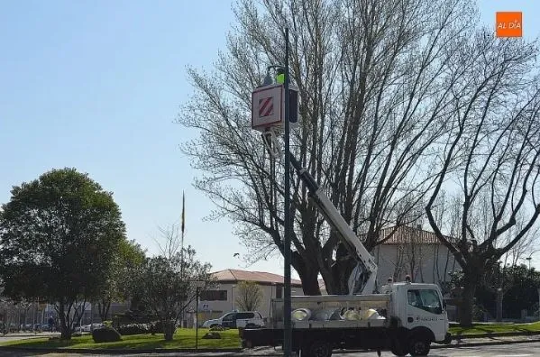 Foto 2 - El plan de eficiencia energ&eacute;tica de Ciudad Rodrigo avanza con la renovaci&oacute;n de 1.100 farolas