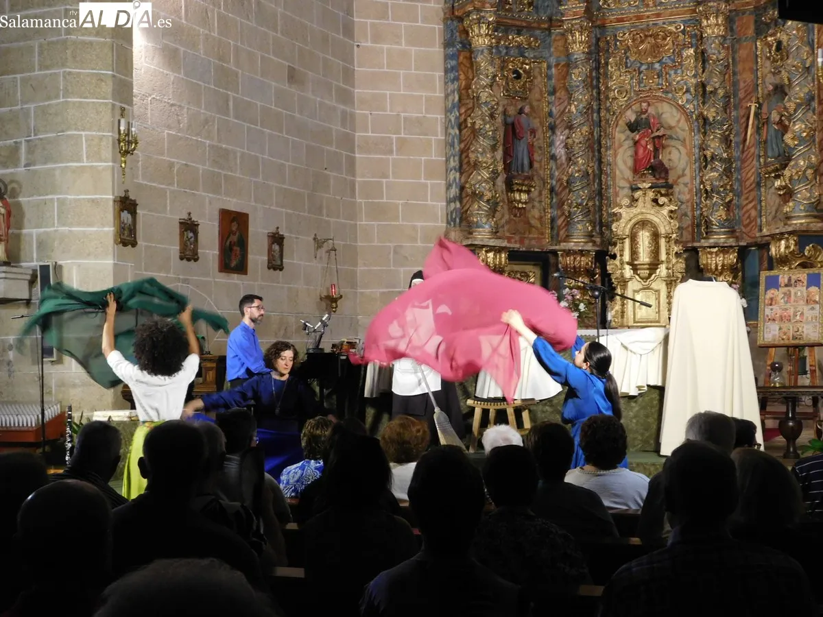 Representación de 'Juan, espíritu del amor' en La Fregeneda