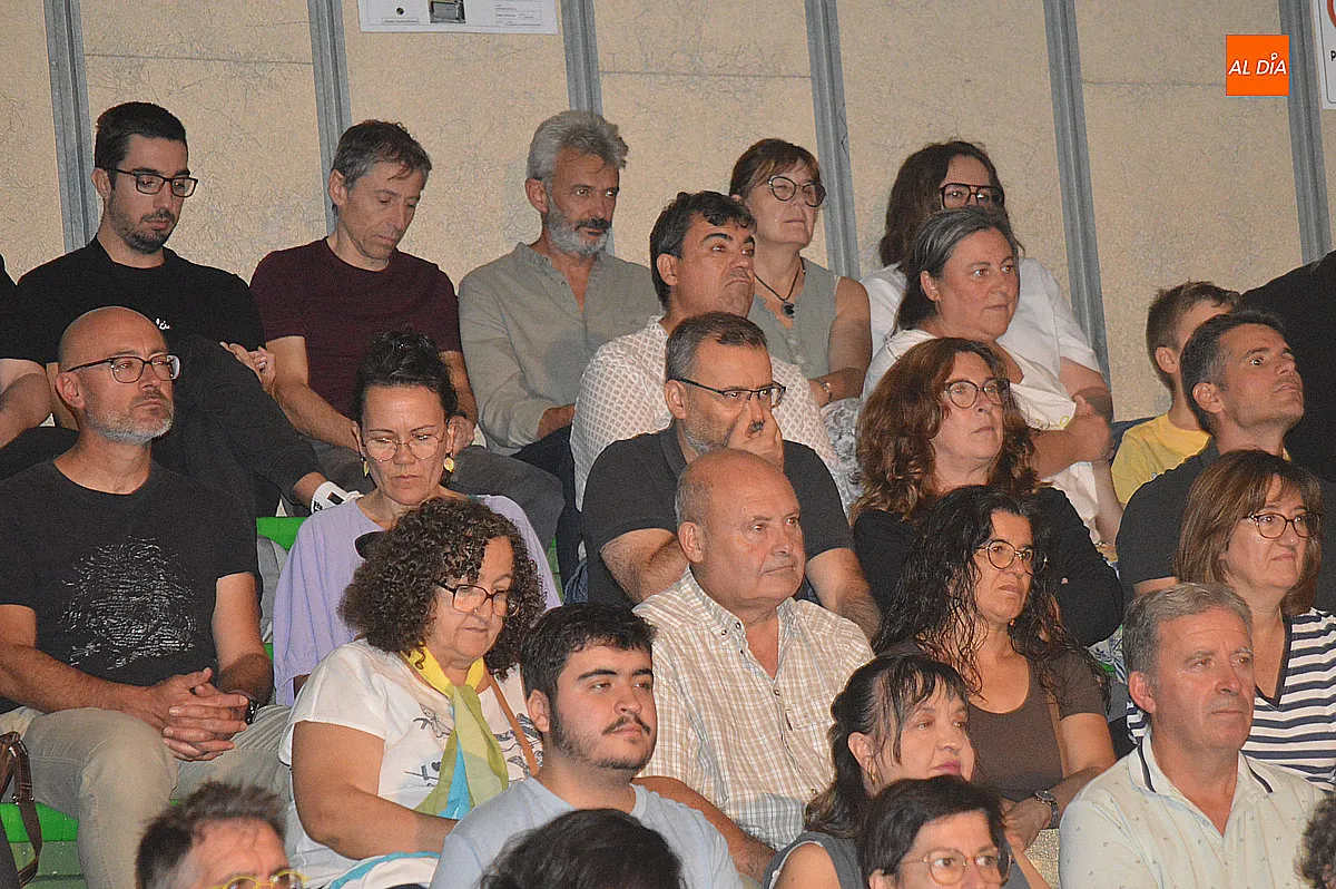 Foto 16 - Los premios y &lsquo;La tierra de Alvargonz&aacute;lez&rsquo; cierran la tarde teatral