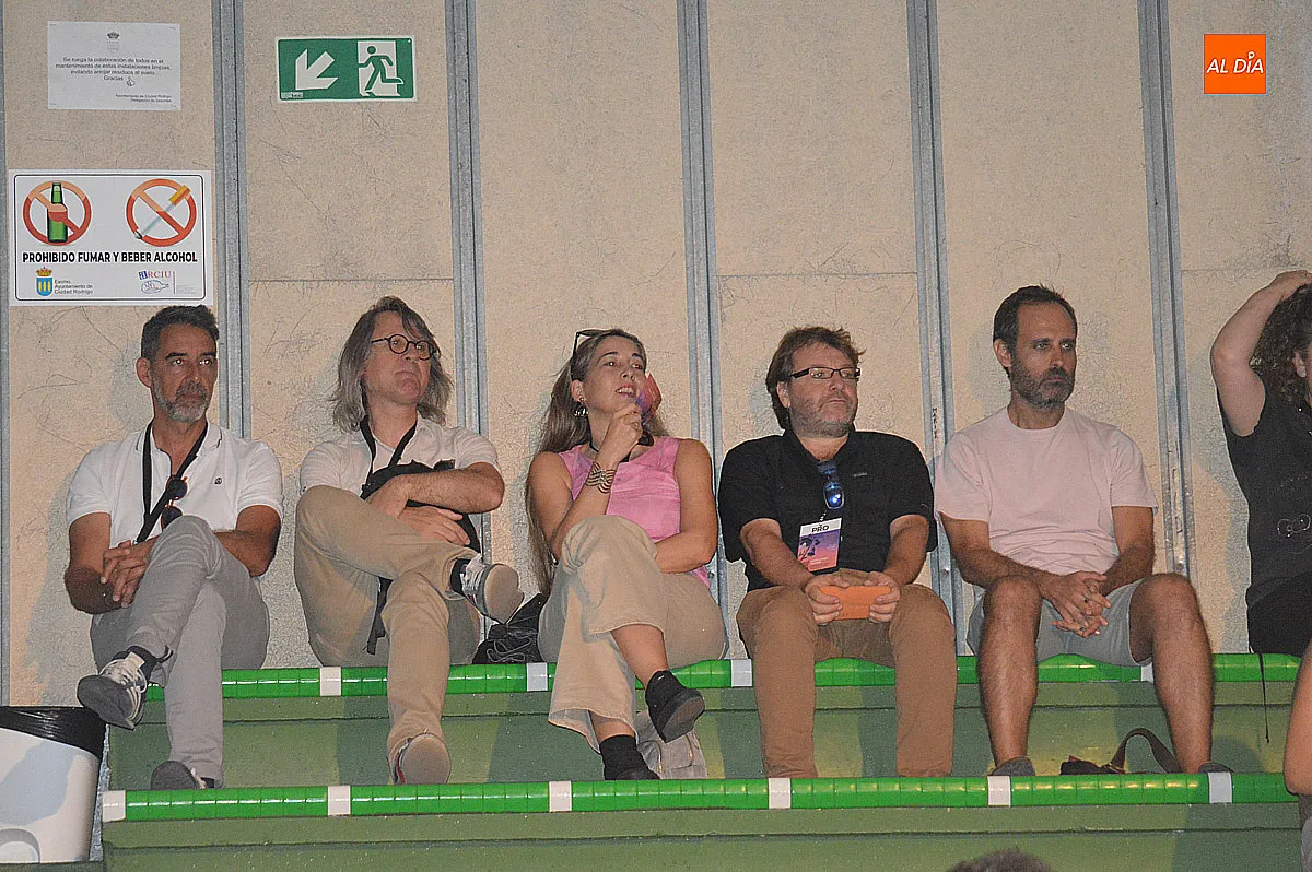 Foto 17 - Los premios y &lsquo;La tierra de Alvargonz&aacute;lez&rsquo; cierran la tarde teatral