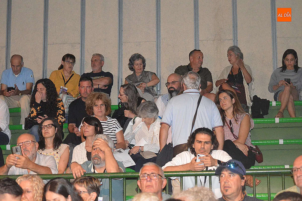 Foto 4 - Los premios y &lsquo;La tierra de Alvargonz&aacute;lez&rsquo; cierran la tarde teatral