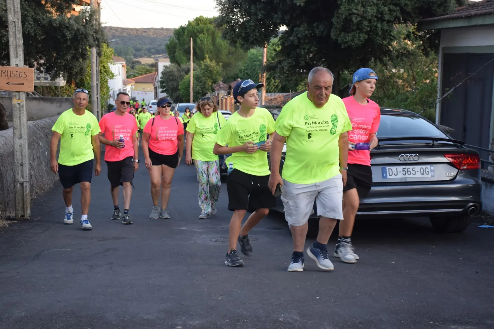 Foto 17 - La Raya se vuelca contra el c&aacute;ncer: 1.100 personas disfrutaron de la marcha de Aldea del Obispo 