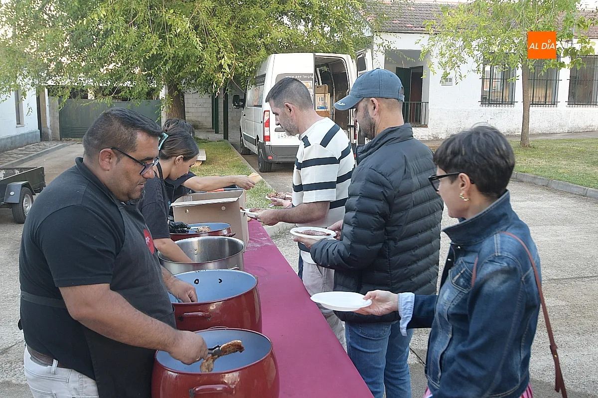 Parrillada popular en Tenebrón