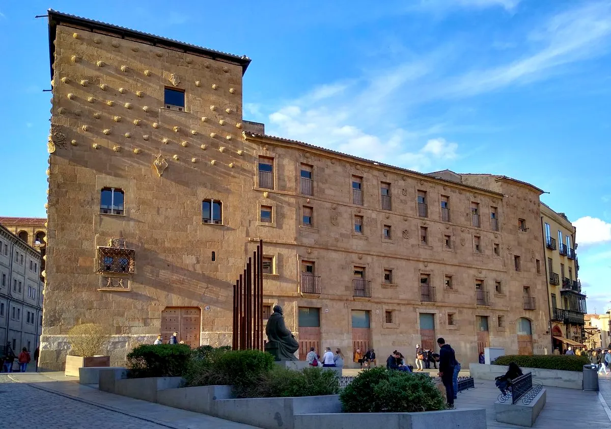 Casa de las Conchas, Salamanca