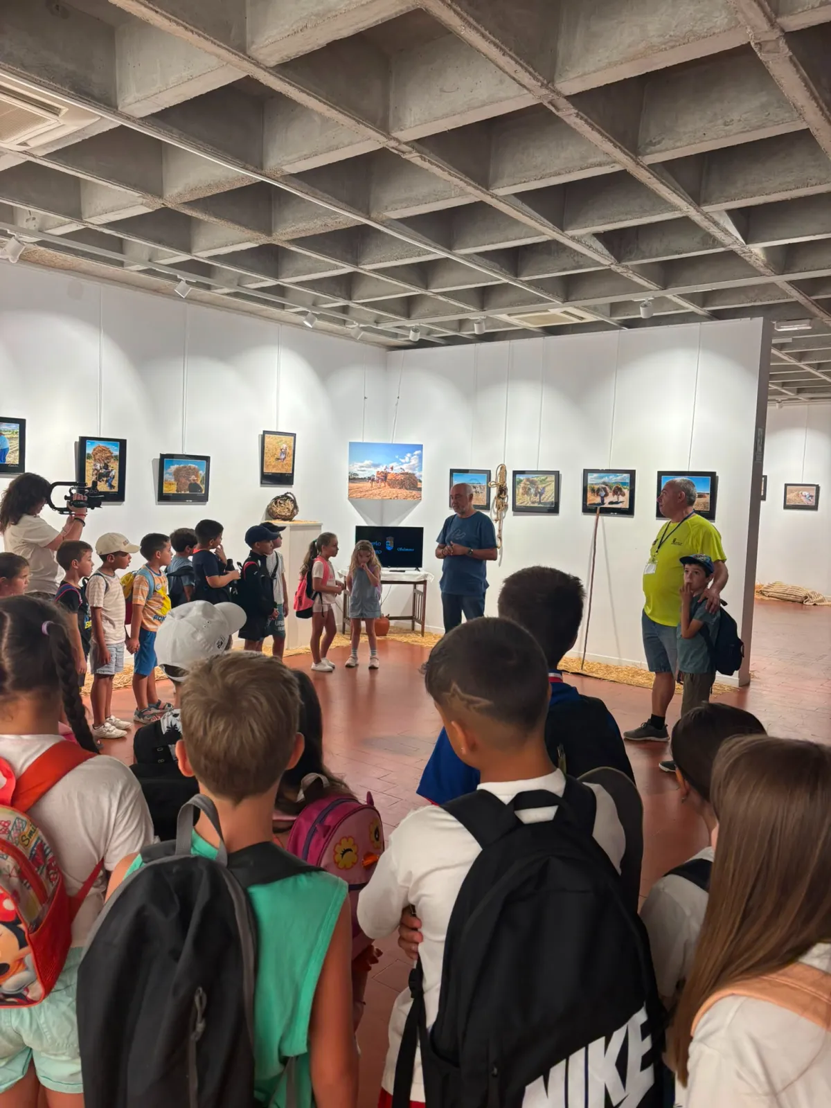 Foto 2 - De la siembra al horno: los ni&ntilde;os del programa Conciliamos conocen labores del campo