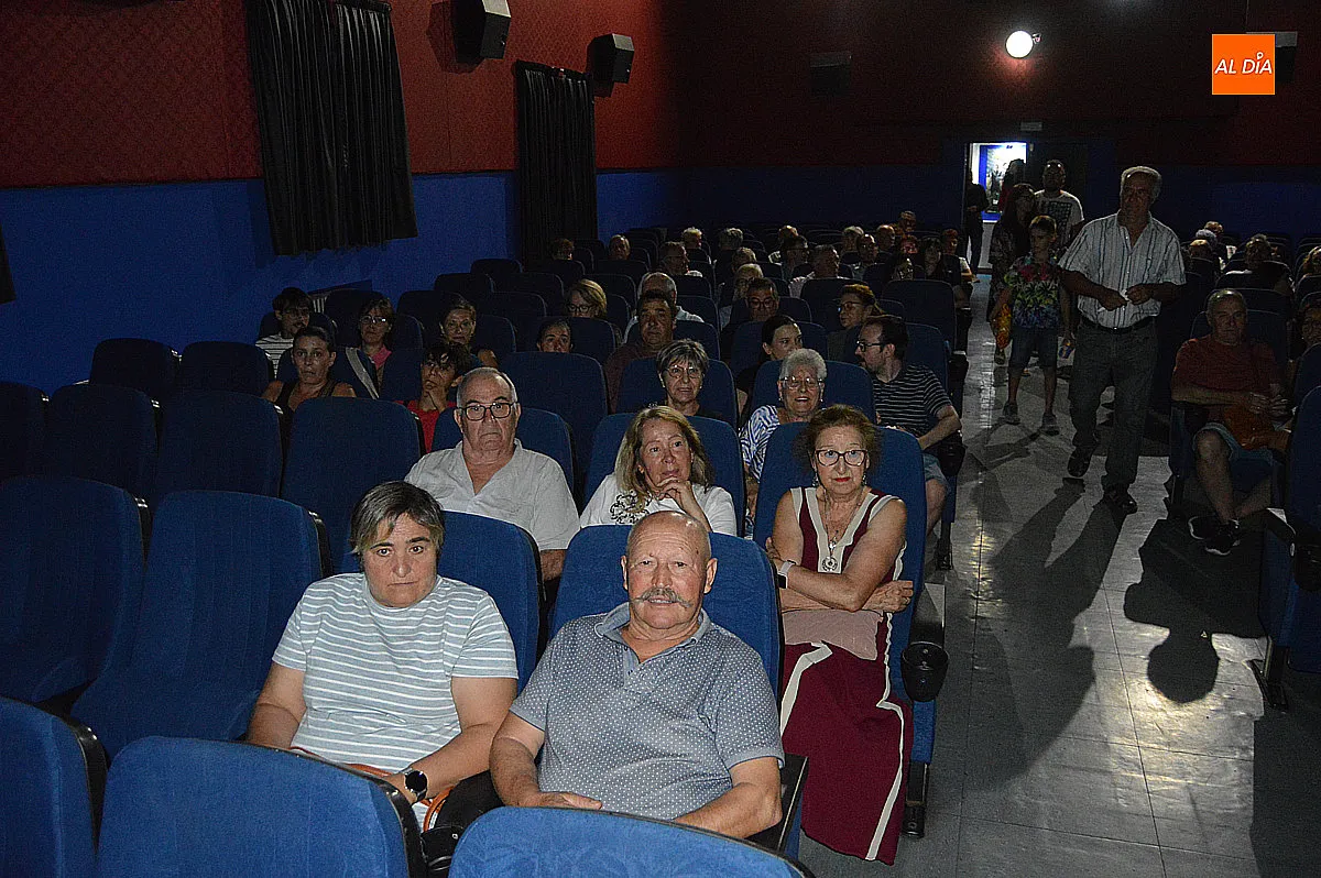 Presentación de la película pastoris 