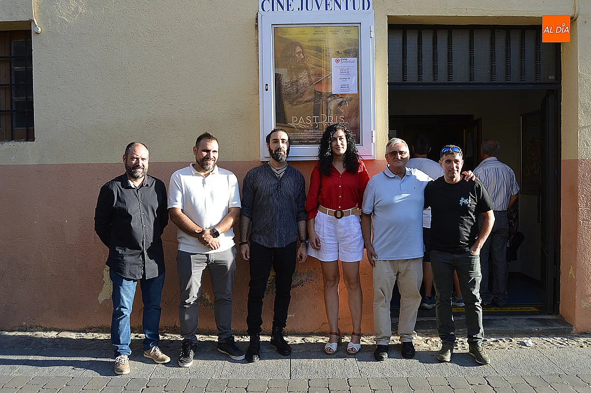 Presentación de la película pastoris 