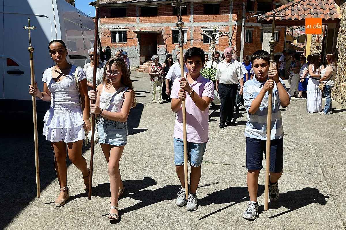 Procesión en Serradilla del Llano