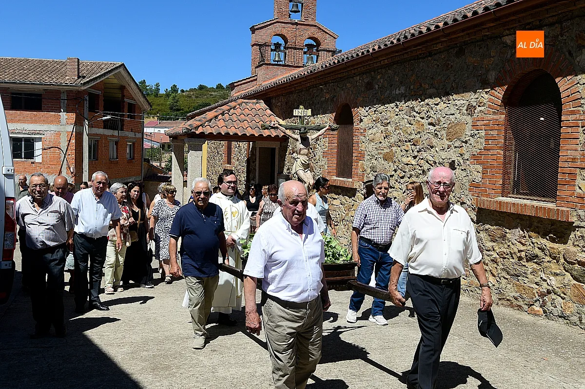 Procesión en Serradilla del Llano